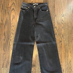 NWOT Levi's Women's Ribcage Wide Leg Jeans in Black Book / washed black  - 26